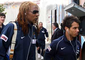 Song, teknik direktör oldu!