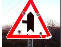 Magandalara hedef olan tabelalar