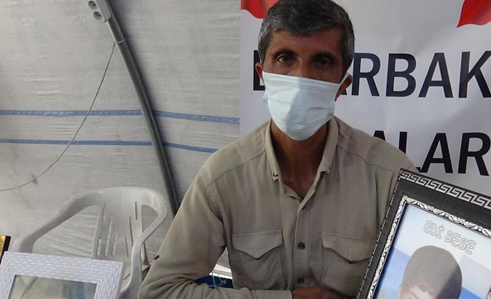 Evlat nöbetindeki baba, oğlunun dağa kaçırılmasından HDP’yi sorumlu tuttu