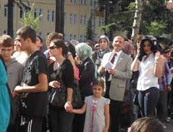 Bayanlara dağıtım başladı