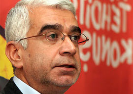 'Atatürk'e hakaret' davasında karar