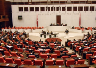 Emekli vekile zamma veto tırpanı