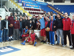 Taraftardan Fener maçı için moral