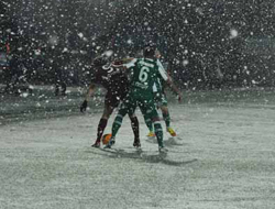 Bursa menajeri gazeteci dövdü