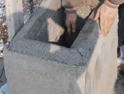 Evin bacasında ölü çocuk bulundu