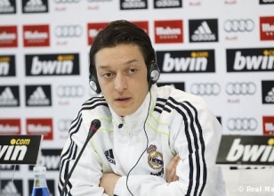 Mesut Özil kendine geldi