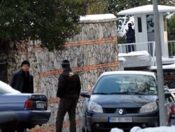 Gözaltına alma tutanak tut