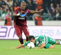 Cezalı Zokora PSV ‘ye karşı  yok