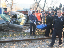 Evine odun götürüyordu: 2 ölü