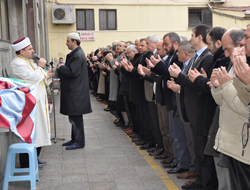 TS'nin eski futbolcusu uğurlandı