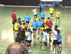 Hentbol grup müsabakaları başladı