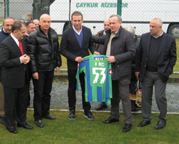 Avcı ve ekibi Rizespor’u ziyaret etti