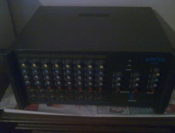 Caminin Anfisini çaldılar