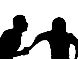 Karısı evire çevire dövünce...