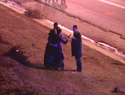 TEM'de başına silah dayadı