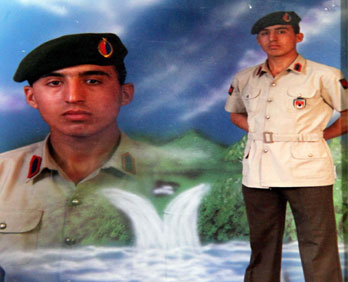 Elazığ'a ateş düştü