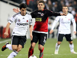 Rakip Beşiktaş'ın kalesi düştü!