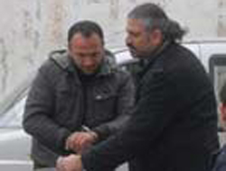 Sevgilisi değil, ablasıymış