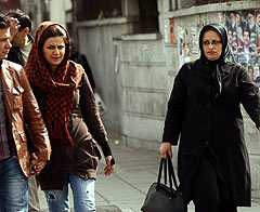 İran halkı sandık başında