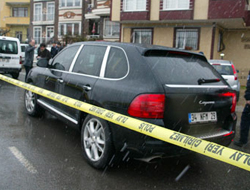 Banka aracını soydular... Nasıl mı?