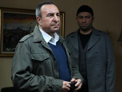 Rıza Baba gerçek polise yakalandı!