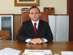 Kaymakam çığ altında kaldı