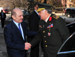 Bayraktar Orgeneral'i ağırladı