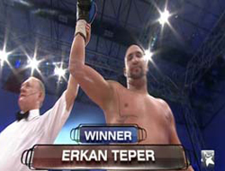 Boks gecesine Türk damgası