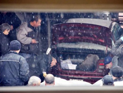 Park halinde araçtan ceset çıktı