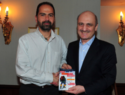 Bayraktar'dan konut müjdesi