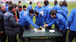 Henrique'ye sürpriz doğum günü