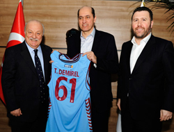 Şener'den Demirel'e ziyaret