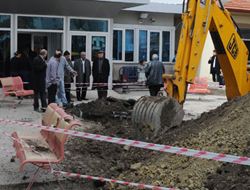 Hastane bahçesinde şok!