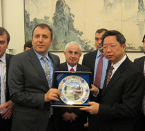 Bize Çin Seddi de “Trabzon”