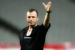 Yanlış hakeme protesto