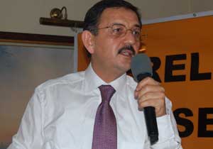 Özhaseki: Trabzonlular gibi olun