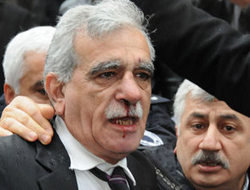 Türk ve iki kişiden müdahil talebi