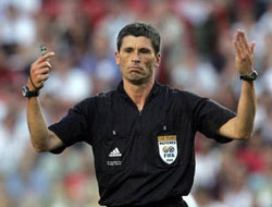 Markus Merk hakemi haklı buldu