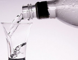 Votka şişesinde 'Allah' yazınca...