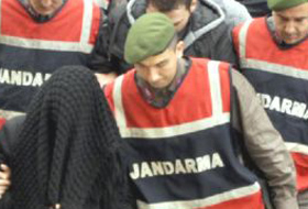 Cinayeti lastik izinden çözdü