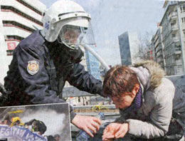 Üniversite polis istemiyor