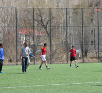 Hem Hakem Hem Antrenör!