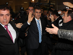 Türkler yabancılara karşı !