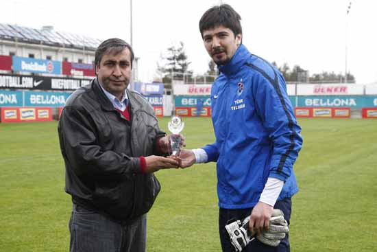 Rekor kralına ödül!