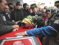 "Annem Hariç Herkes Unutur"