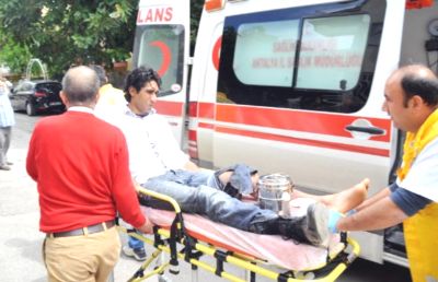 İşçilerin üzerine taş düştü!