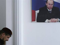 Şeriat ve futbol ile uyutan diktatör