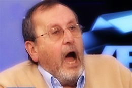 Çavuşoğlu yine sınırları aştı