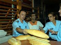 Ekmeğe de hile karıştı