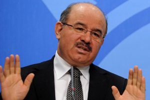 Çelik'ten tutuklu vekil açıklaması